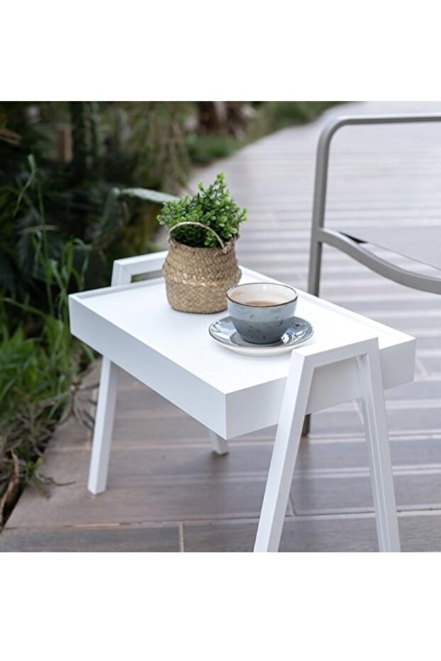 3 serving tables - 2