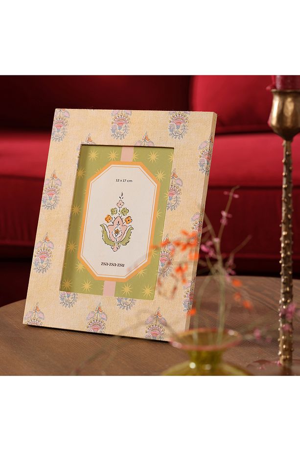 Noıda Baskılı Yapay Süet - Mdf - Cam - Kumaş: %100 Pamuk Çerçeve 18.40x23.50 Cm Açık Sarı - 2