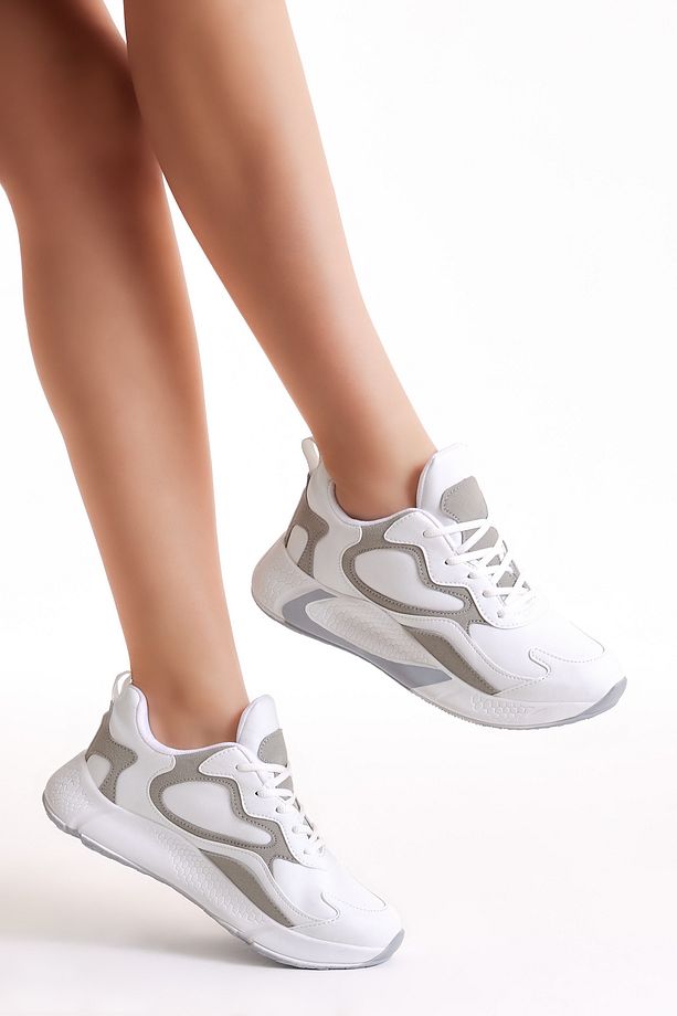 Unisex Beyaz Rahat Kalıp Yüksek Taban Bağcıklı Spor Ayakkabı - 1