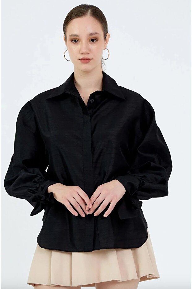 Sırt Dekolteli Siyah Gömlek - 1