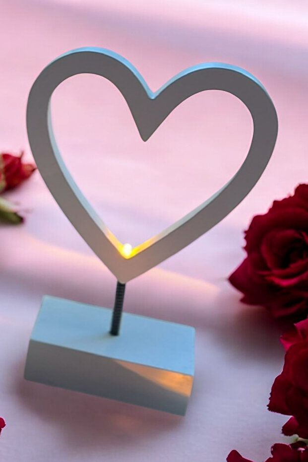 Kalp Ledli Dekor Masa Lambası - 1