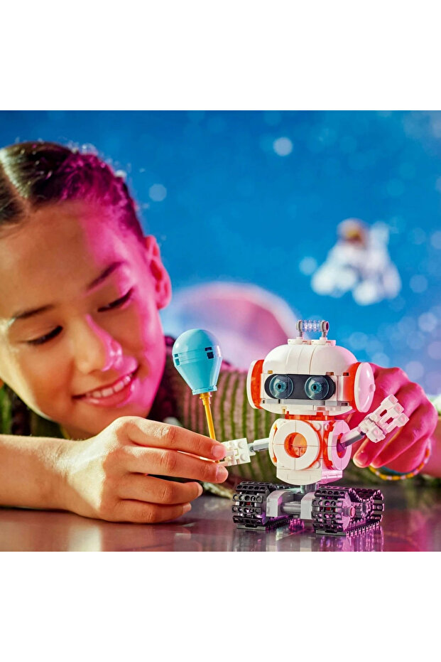 Creator 3 in 1 Space Robot Science Playset 31164