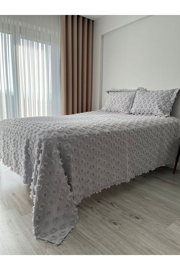 Iskandinav Çift Kişilik Püsküllü Yatak Örtüsü - 1