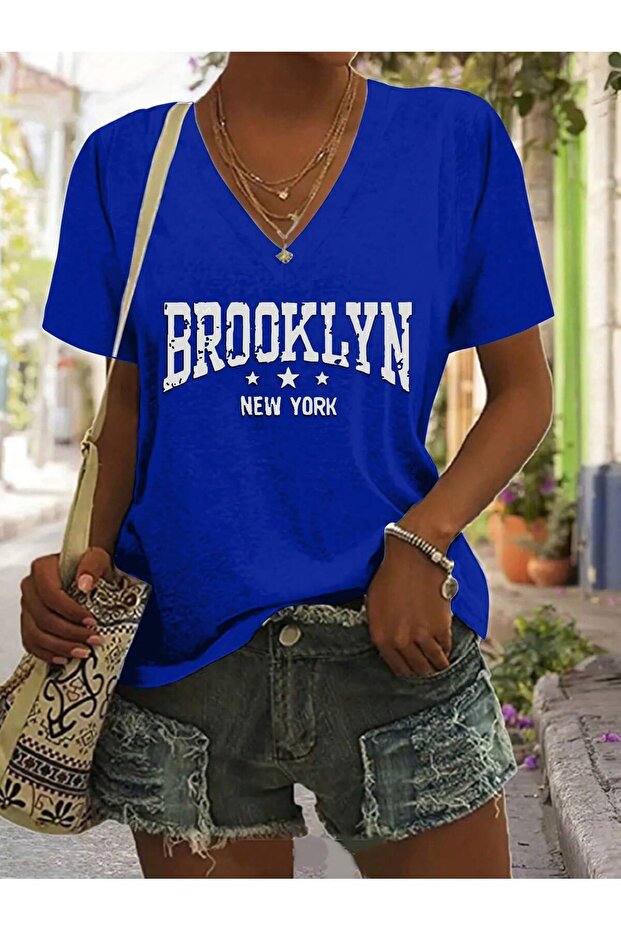Casual Women's Oversize V-Neck Printed T-shirt