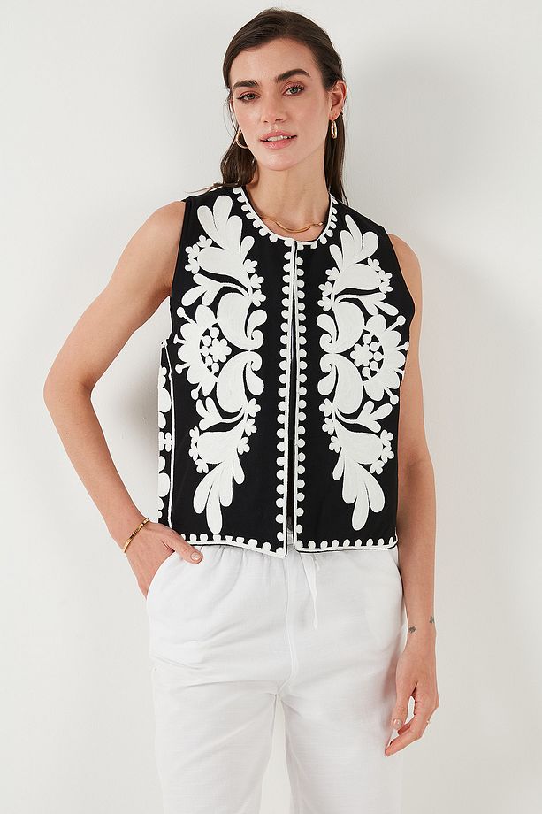 Pamuklu Regular Fit Çiçekli Nakış İşlemeli Yelek YELEK 676238 - 6