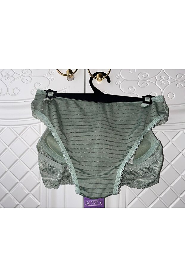 طقم حمالة صدر من الدانتيل - 4