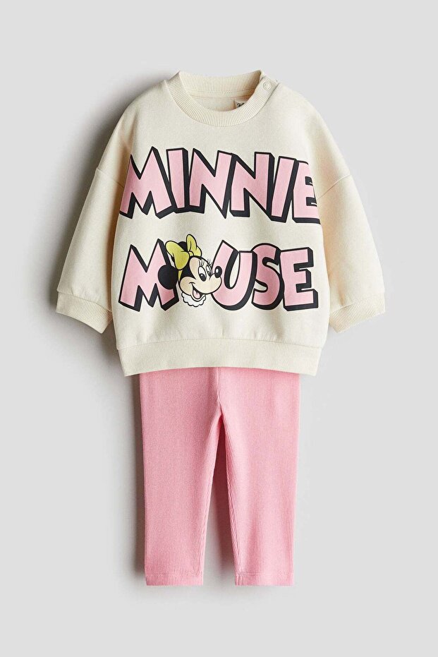 2-piece sweatshirt and leggings set