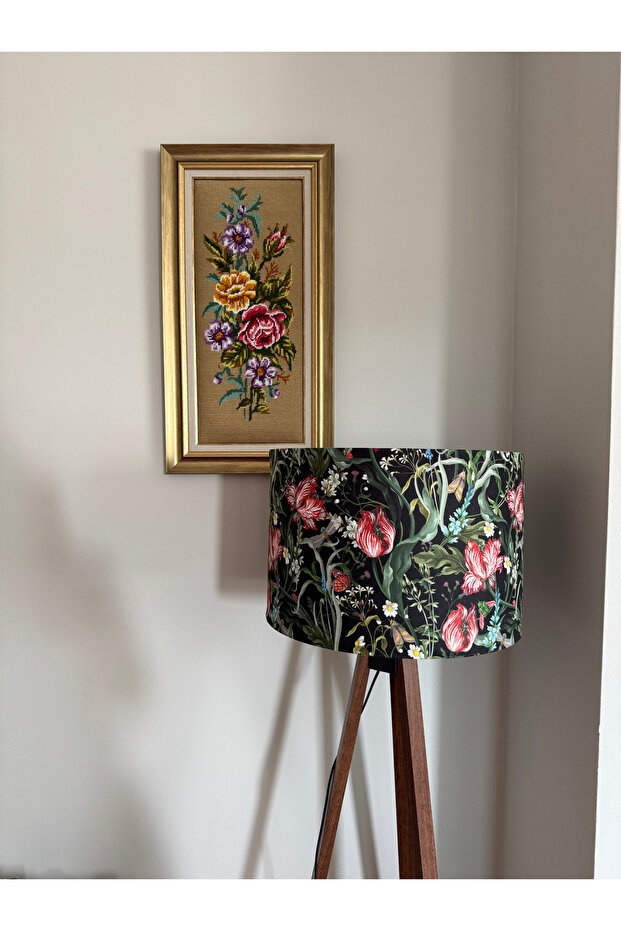 Desenli Tripod Lambader - 1