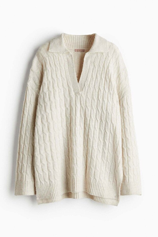 Cable-knit jumper