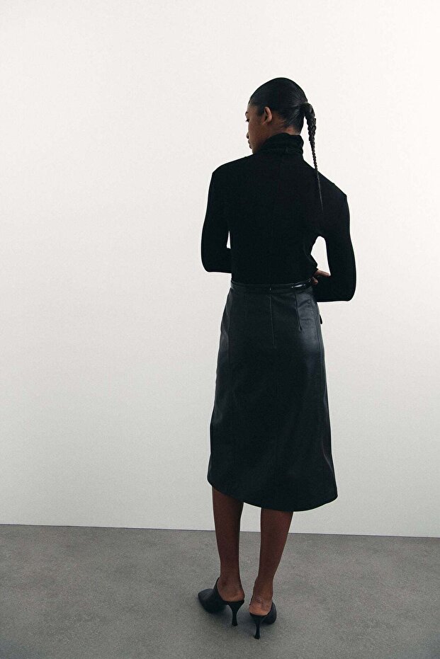 Coated pencil skirt - 6