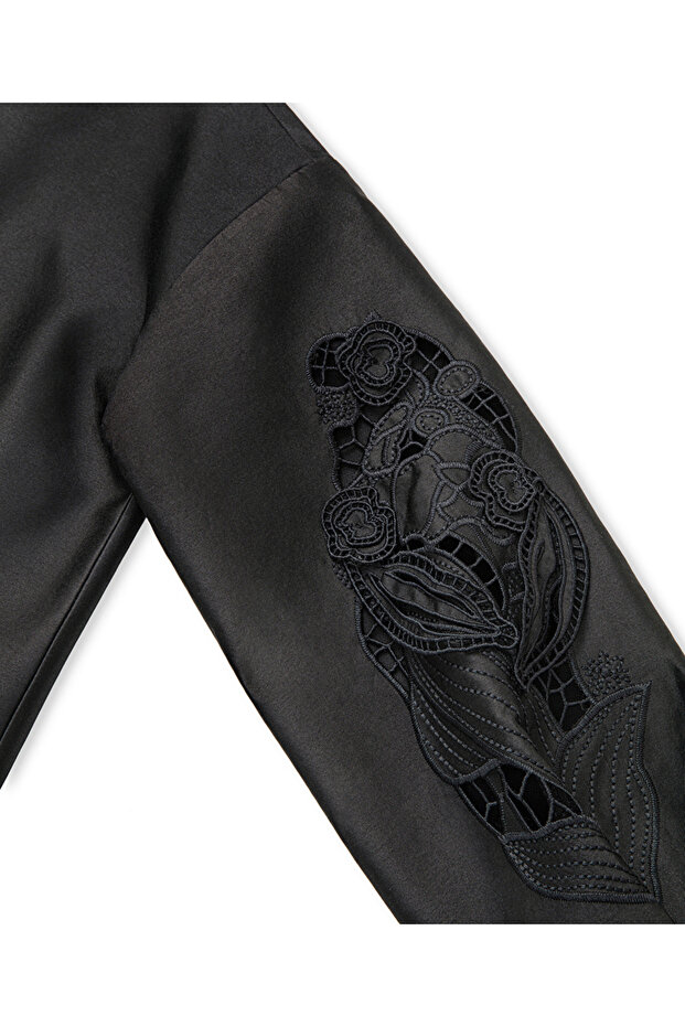 Nakışlı crop ceket - 4