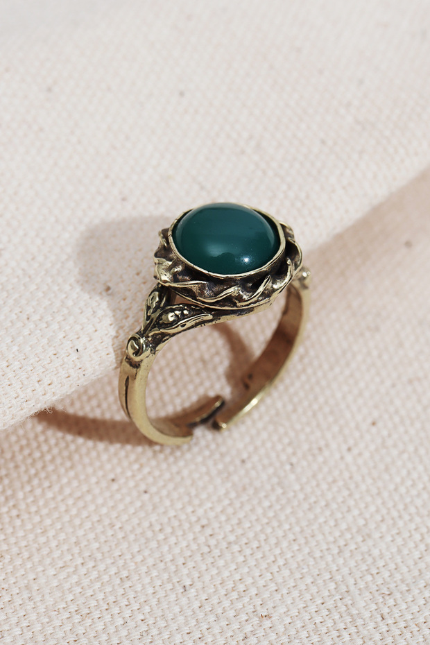 خاتم أصلي من الحجر الأخضر المستدير - 1