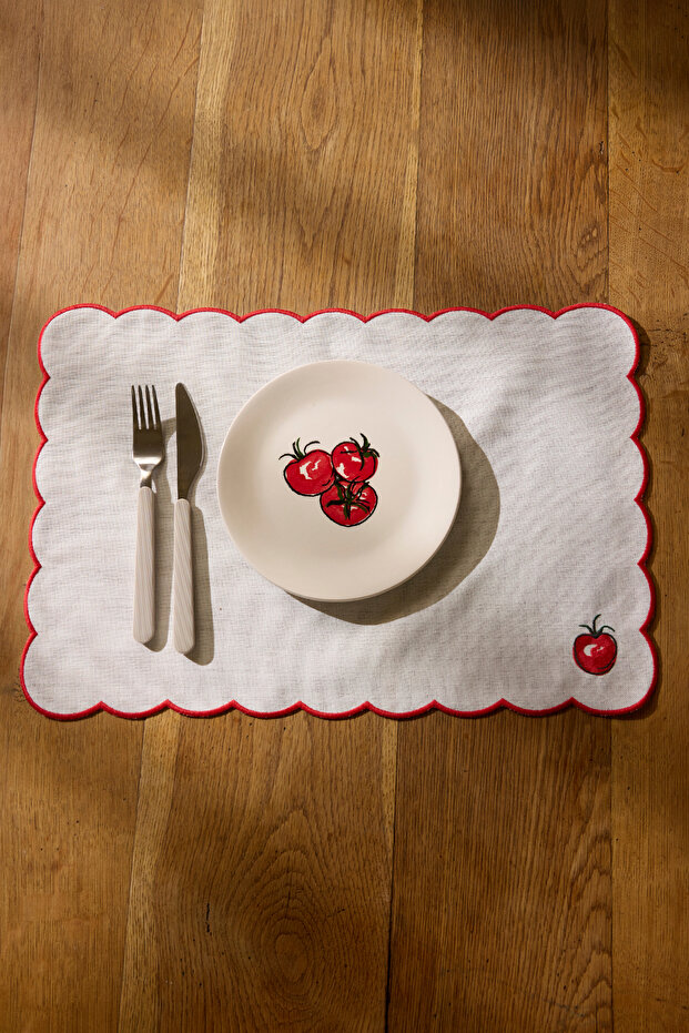 White-Red Tomato Embroidered American Serving Set of 2 33X50Cm Tphss25Run00012