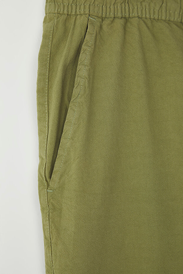 Haki Loose Fit Pamuklu Bağcıklı Büyük Beden Şort TMNSS23SR00056 - 5