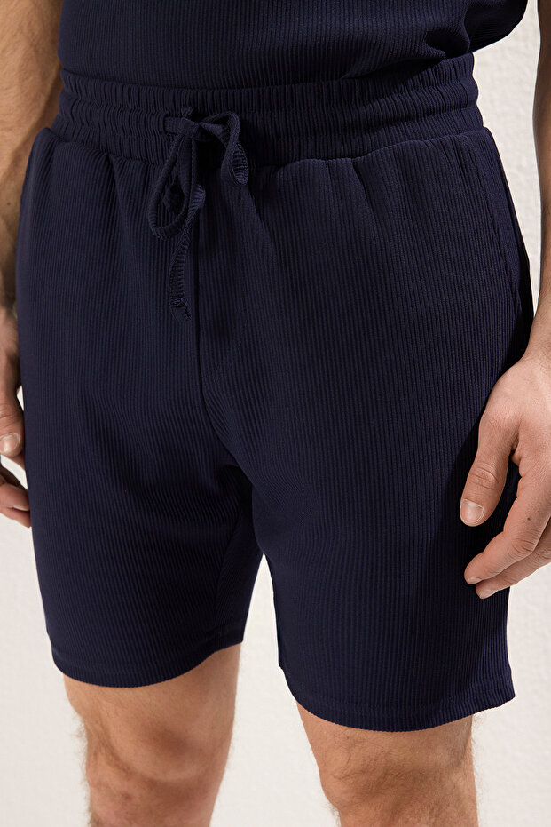 Basic Lacivert Regular/Normal Kesim Orta Boy Bağcıklı Dokulu Kırışmaz Ottoman Şort TMNSS23SR00039 - 3