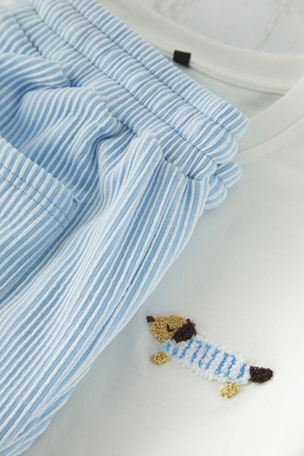 Mavi Unisex Ekru Regular Fit Köpek Nakışlı Çizgili Örme Pijama Takımı TMNSS25PT00007 - 7