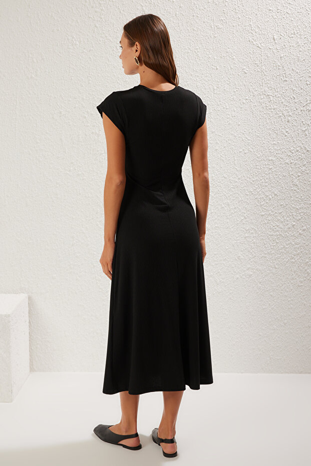 Siyah Düz Maxi Kaşkorse A-line Ay Kol Fitilli Esnek Örme Elbise TWOSS25EL00470 - 7