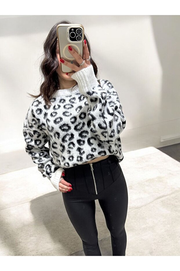 سترة ناعمة منقوشة بنقشة الفهد - 3