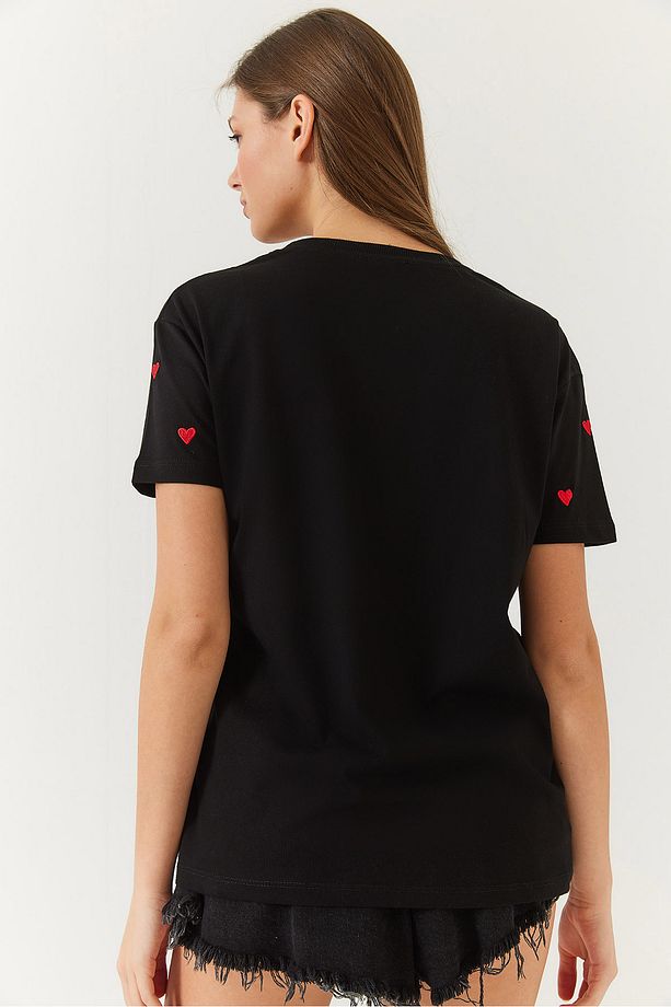 Kadın Kalp Nakışlı Tshirt 60602004 - 7