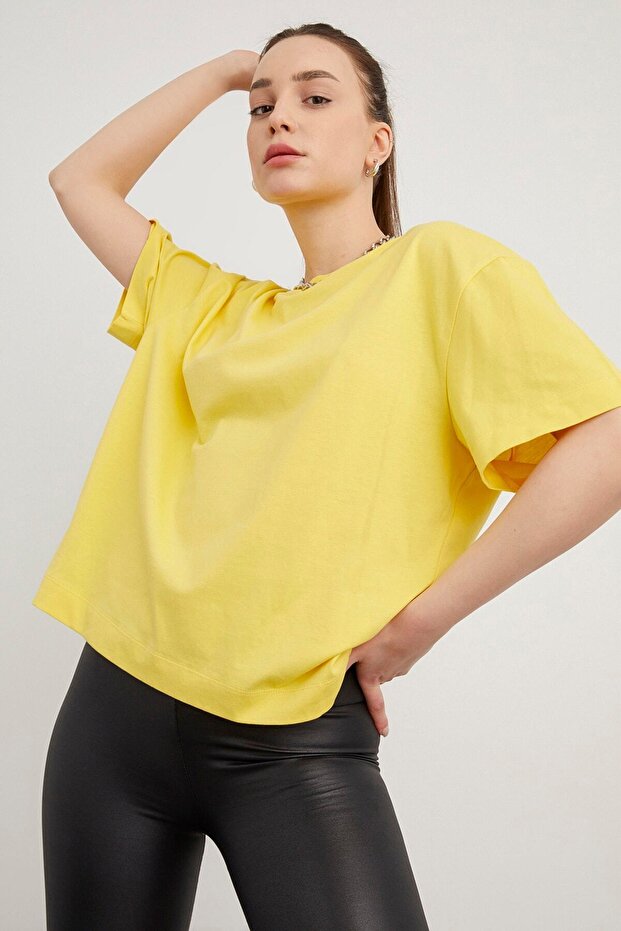 Γυναικείο κίτρινο μπλουζάκι Basic Oversize - 4