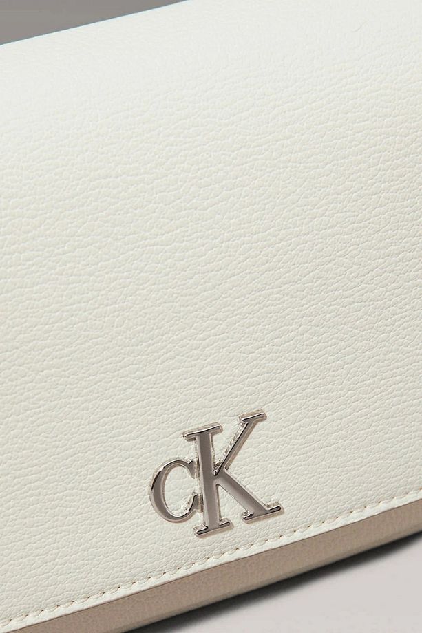 MINIMAL MONOGRAM SHOULDER BAG20 - 3