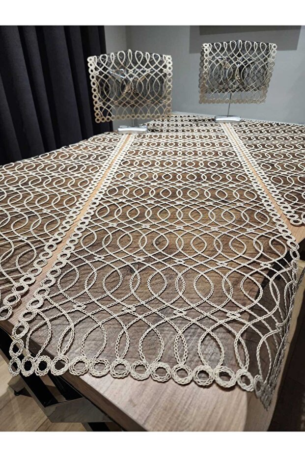 Ev Teksti̇li̇ Dowry 5-Piece Living Room Set Modern Natural Cordene Ranir 140X40 Shampooer 95X40 Peçete 43X30 (Embroidered on Black Background)