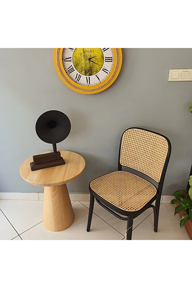 Trend sandalye modeli - 2