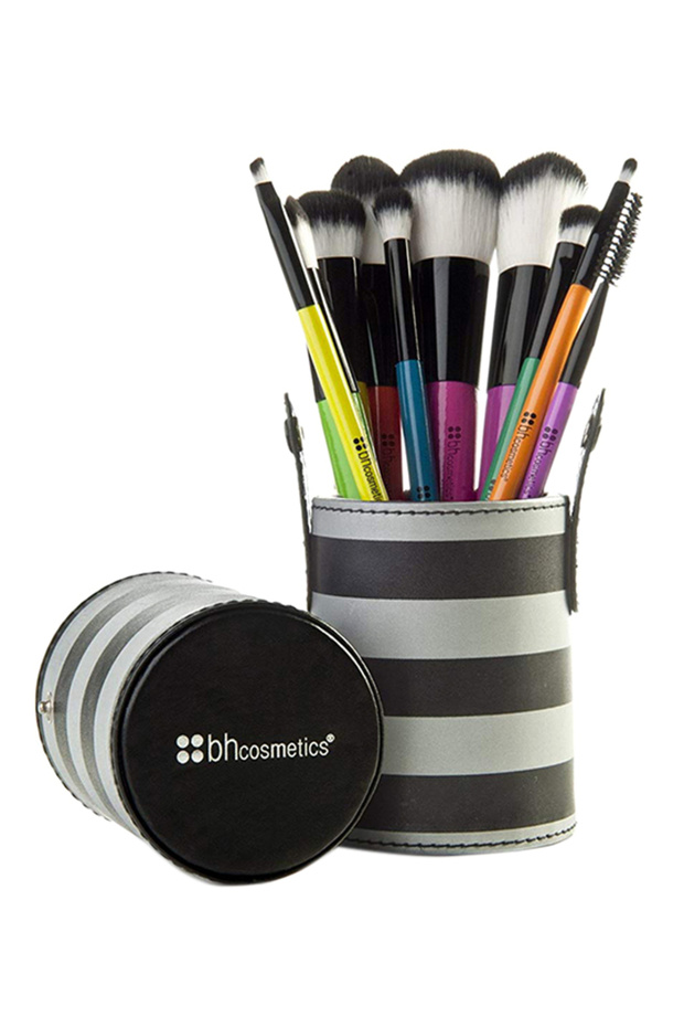طقم فرش مكياج بوب ارت مكون من 10 قطع من بي اتش كوزماتيكسBH Cosmetics