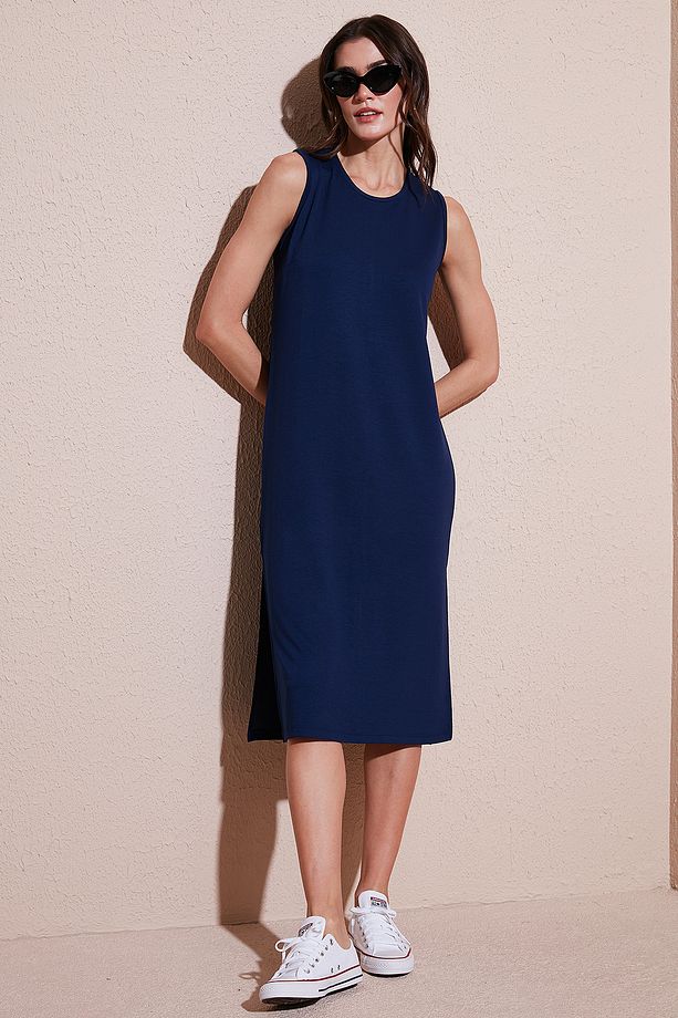 Regular Fit Bisiklet Yaka Yırtmaç Detaylı Basic Midi Elbise ELBİSE 5866160 - 4