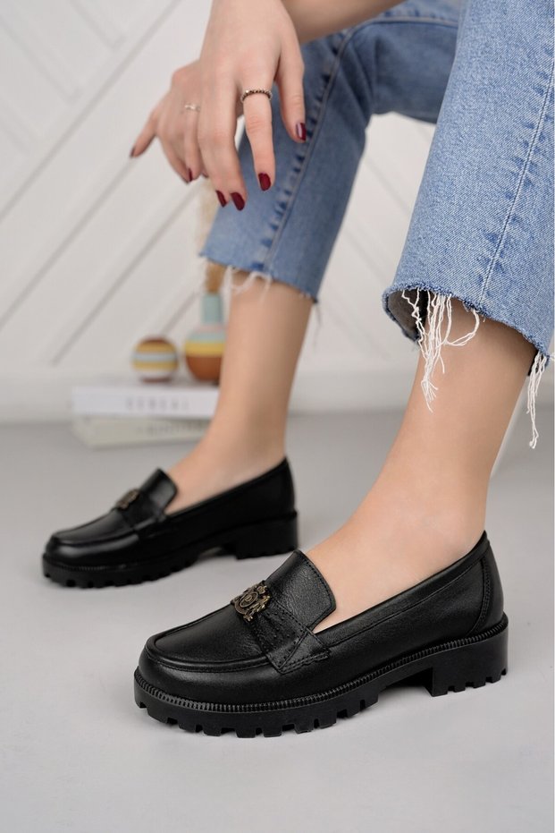 Genuine Leather Women's Buckle Casual Loafer Shoes Dc3550