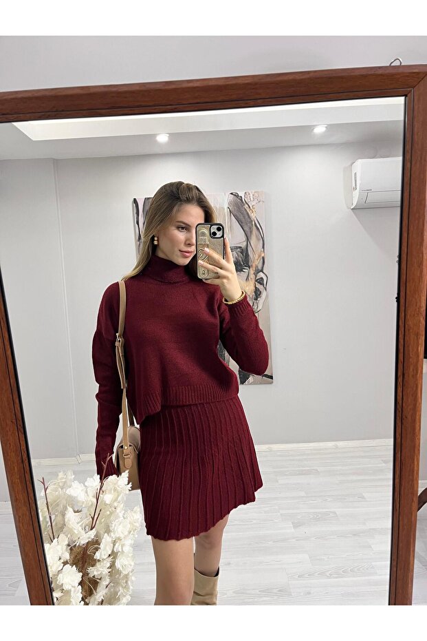 Boğazlı Triko Takım - 1