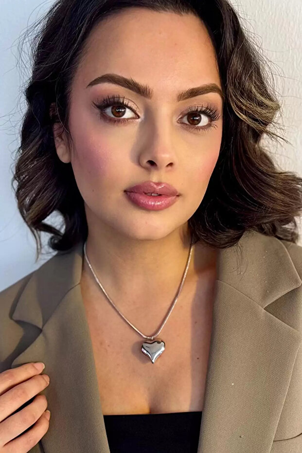 Heart Figured Steel Necklace
