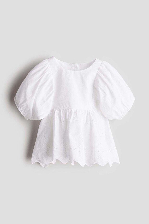 Broderie anglaise blouse