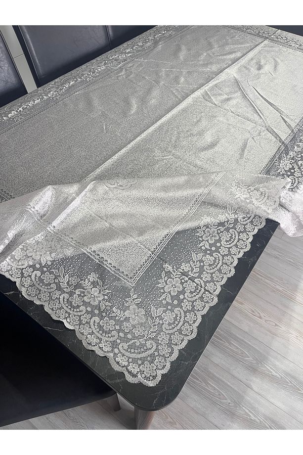 Dertsiz Tül Masa Örtüsü - 3