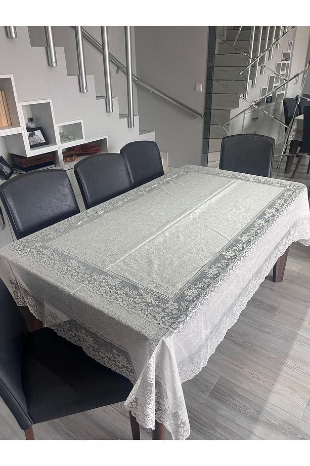 Dertsiz Tül Masa Örtüsü - 2
