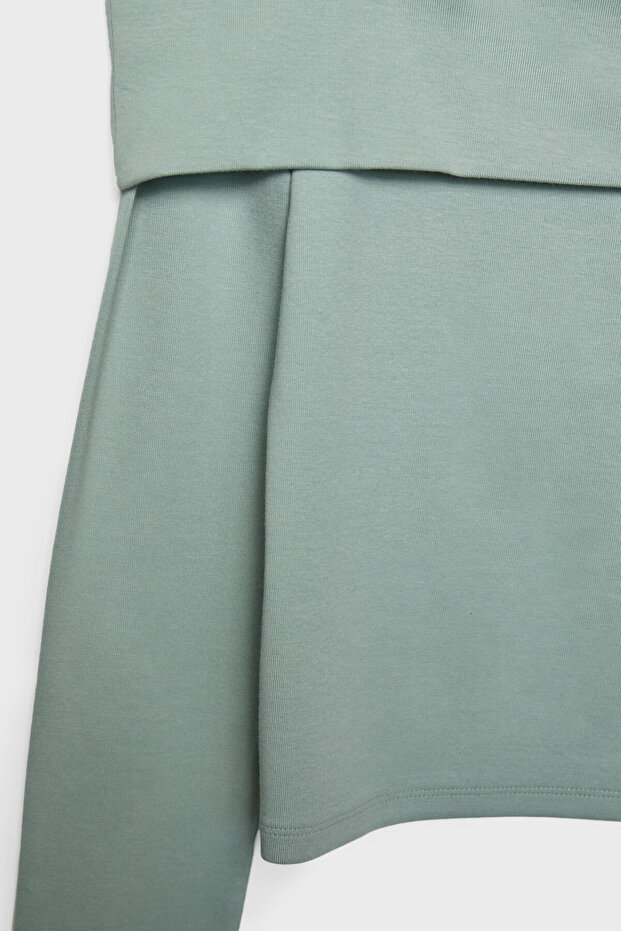 Off-the-shoulder top - 7