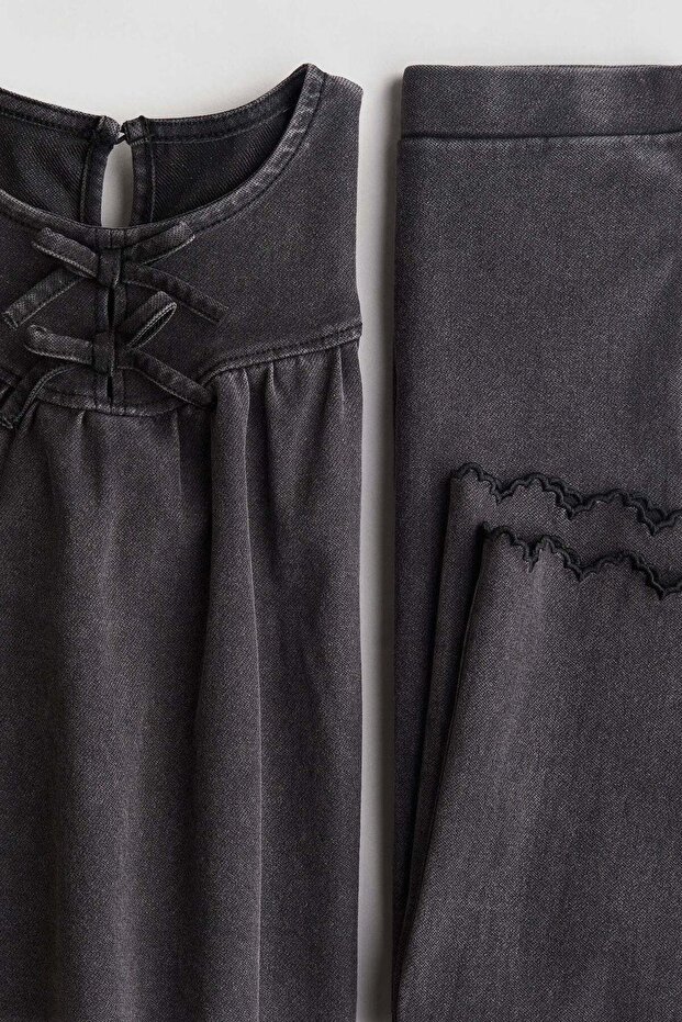 2-piece denim-look jersey set