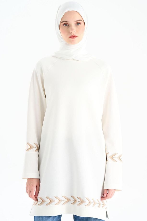Nakış Detaylı Örme Tunik - Ekru - 1