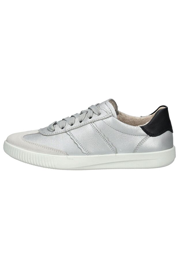 Παπουτσιών - 2