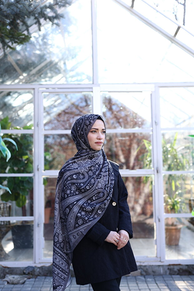 شال حريري من القطن بنمط إيترو - 1