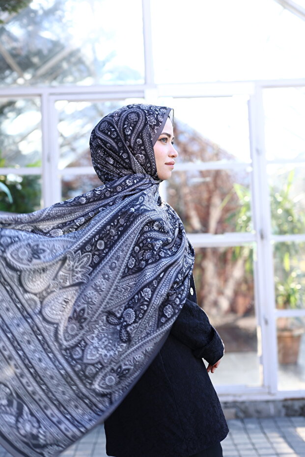 شال حريري من القطن بنمط إيترو - 2