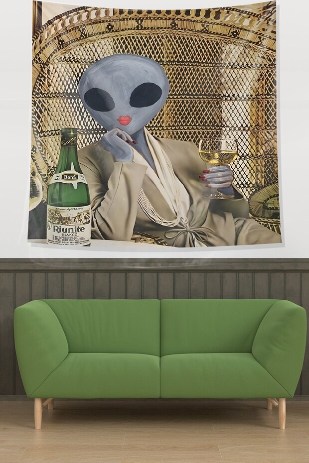 Oje ve Rujlu Keyif Yapan Uzaylı Leke Tutmaz Kumaş Duvar Örtüsü Duvar Halısı Tapestry - 2
