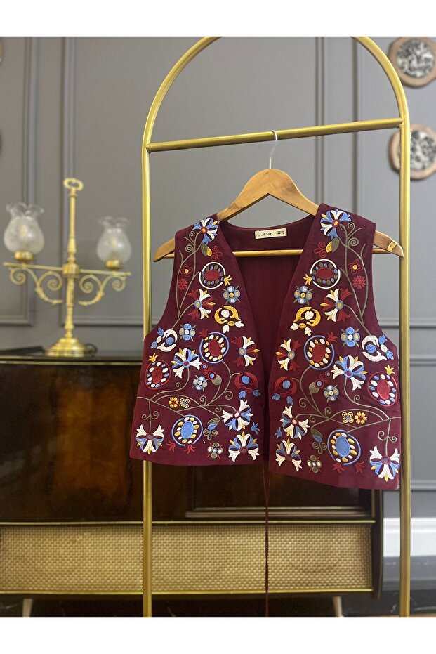 Nakışlı Yelek - 1