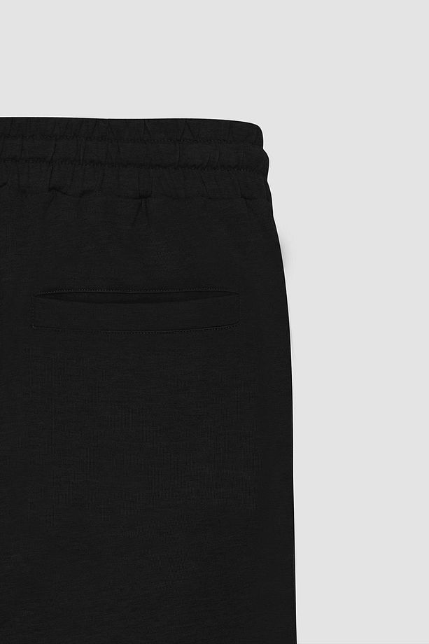 Erkek Siyah Standart Fit Normal Kesim Casual Örme Şort - 8