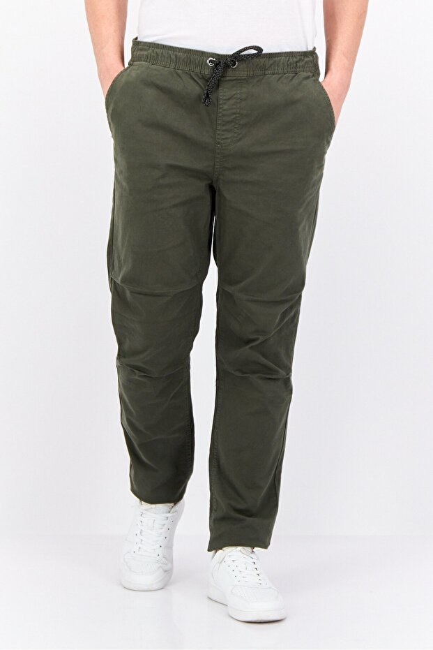 بنطال تشينو سادة بقصّة عادية للرجال، زيتوني - 1