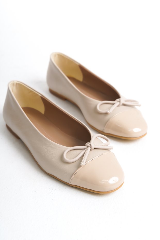 Women's Daily Ballet Flats Round Toe Ballerina Flats Elera Beige