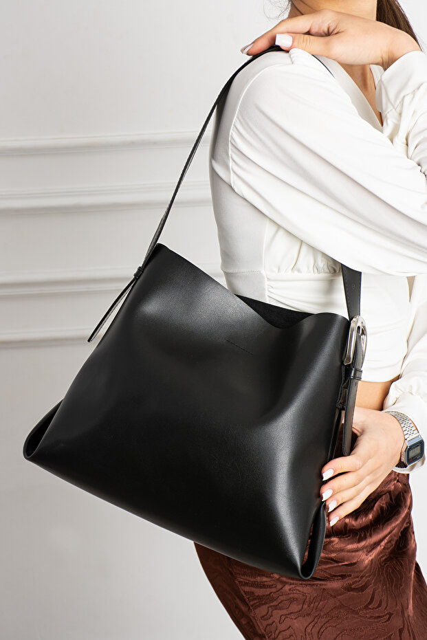 Bella Black Women's Hand, Hand and Shoulder Bag with Adjustable Belt