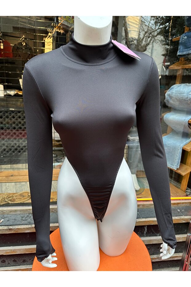 Kadın çıtçıtlı body