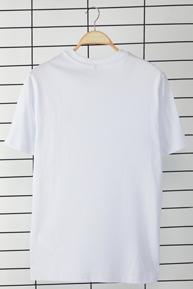 Beyaz Regular/Normal Kesim At Nakış Detaylı %100 Pamuklu T-Shirt TMNSS24TS00056 - 3