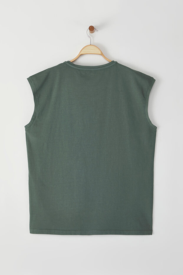 Yeşil Oversize/Geniş Kesim Eskitme/Soluk Efekt Etiket Detaylı T-Shirt/Atlet TMNSS25AL00001 - 5